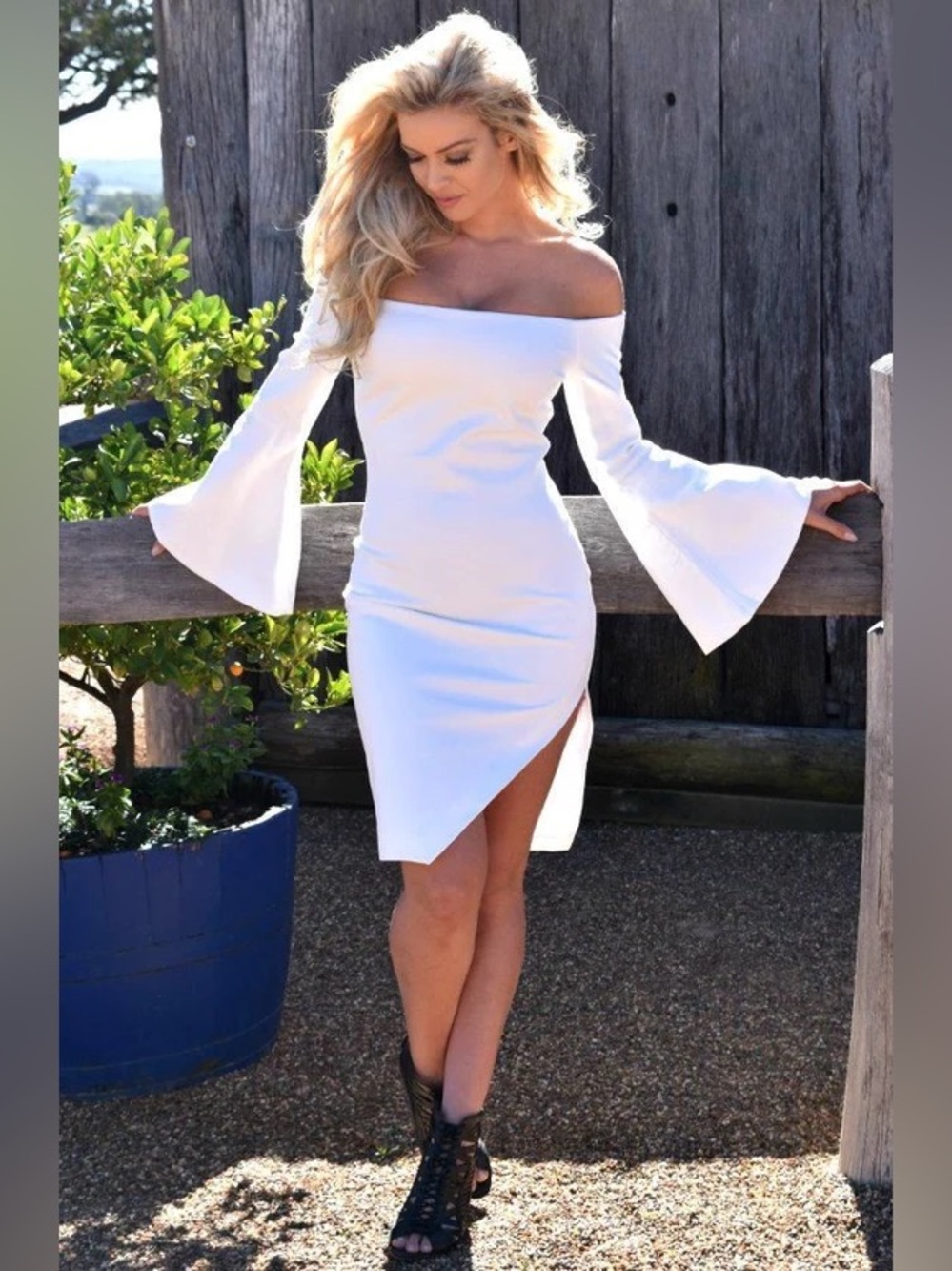 Off-Shoulder White Bell-Sleeve Pencil Skirt